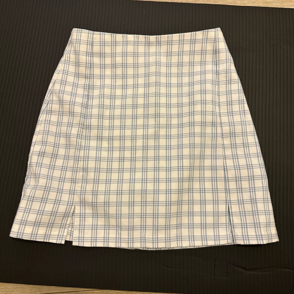 Brandy Melville Blue and White Checkered Pencil Skirt